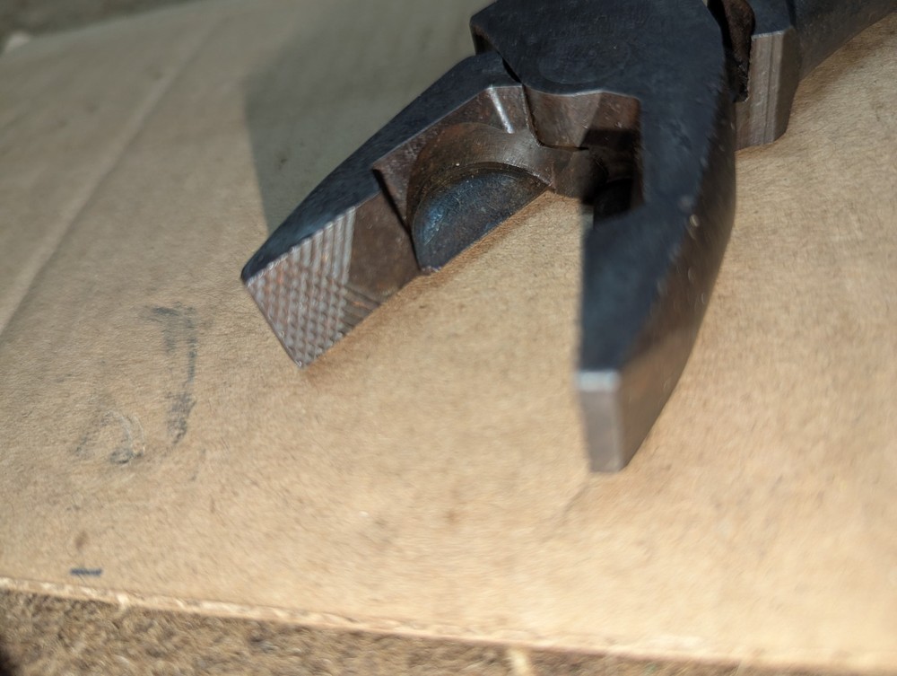 KLEIN TOOLS LINEMAN'S PLIERS