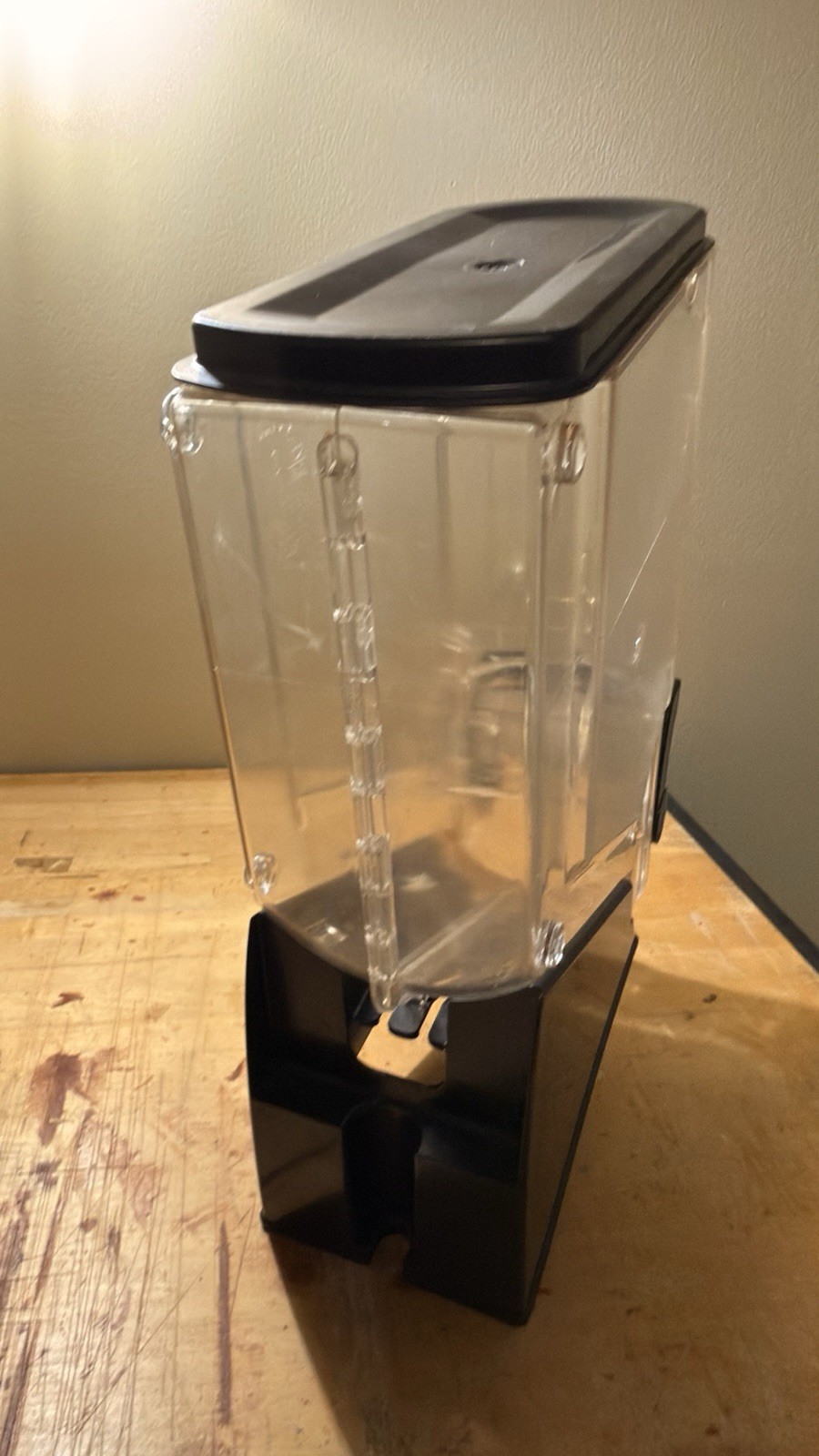 Trade Fixtures Radeus Model 618 / 624 4 Gravity Bin Dispenser 5 Gallon 6 x 18