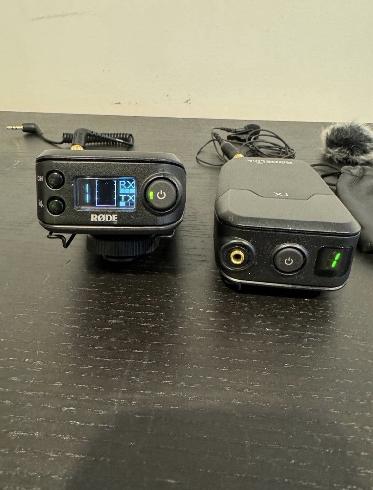 RODE RODELink Filmmaker Kit Digital Camera-Mount Wireless Microphone System