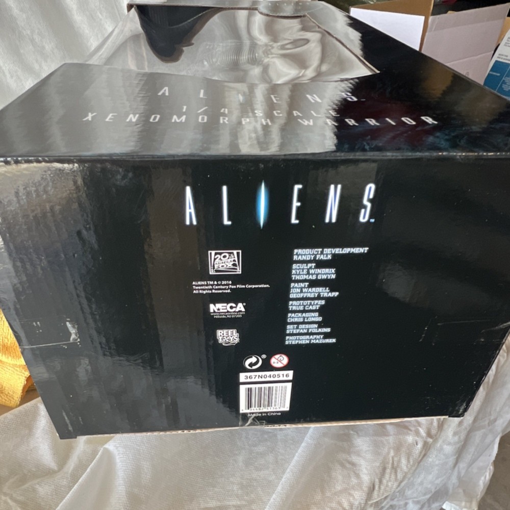 NECA Aliens Xenomorph Warrior 1/4 Scale Action Figure 2016