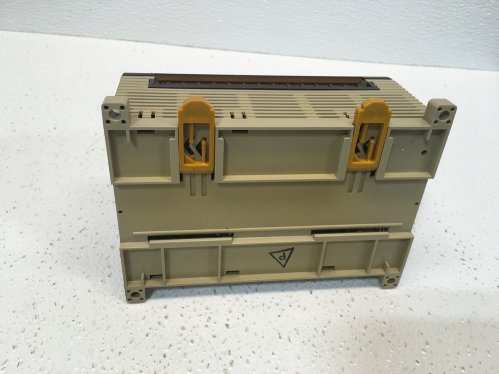 OMRON CPM1A-40CDR-A-V1 Programmable Controller (KB)