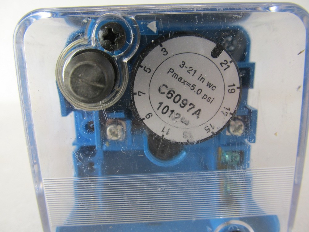 Honeywell Gas Pressure Switch C6097A