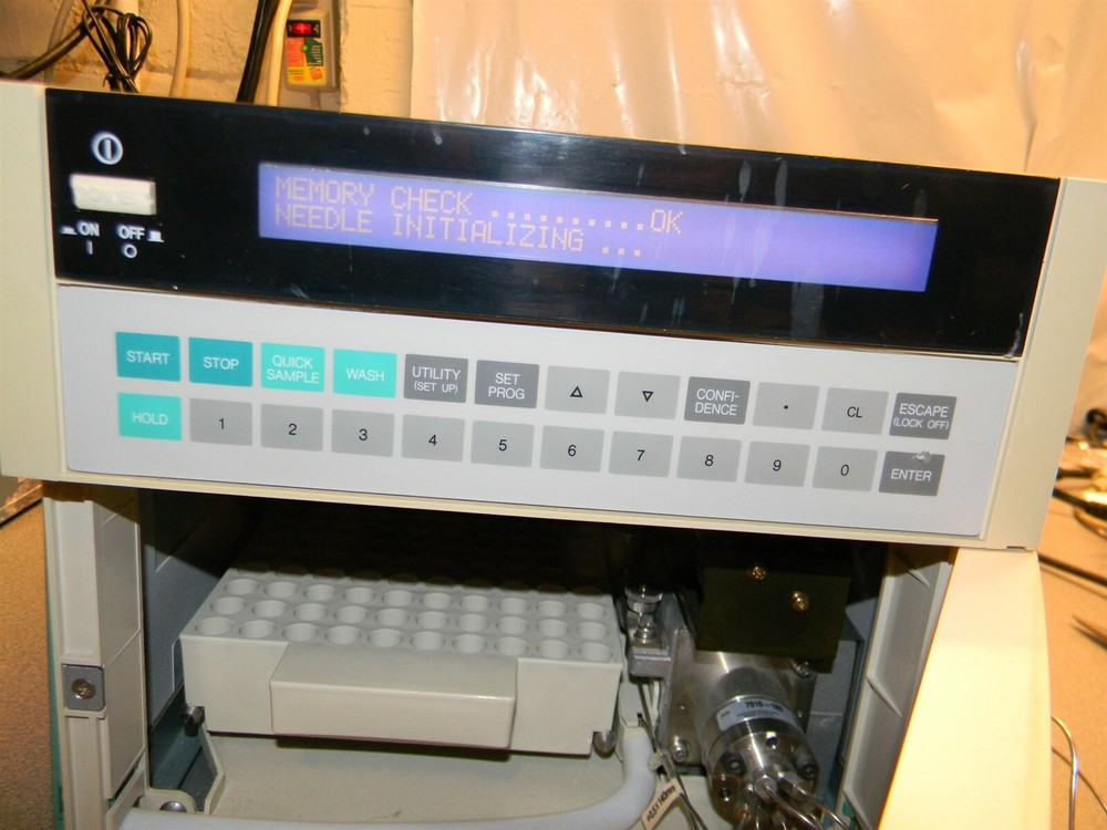 Hitachi Autosampler L-7200 (810-0201)