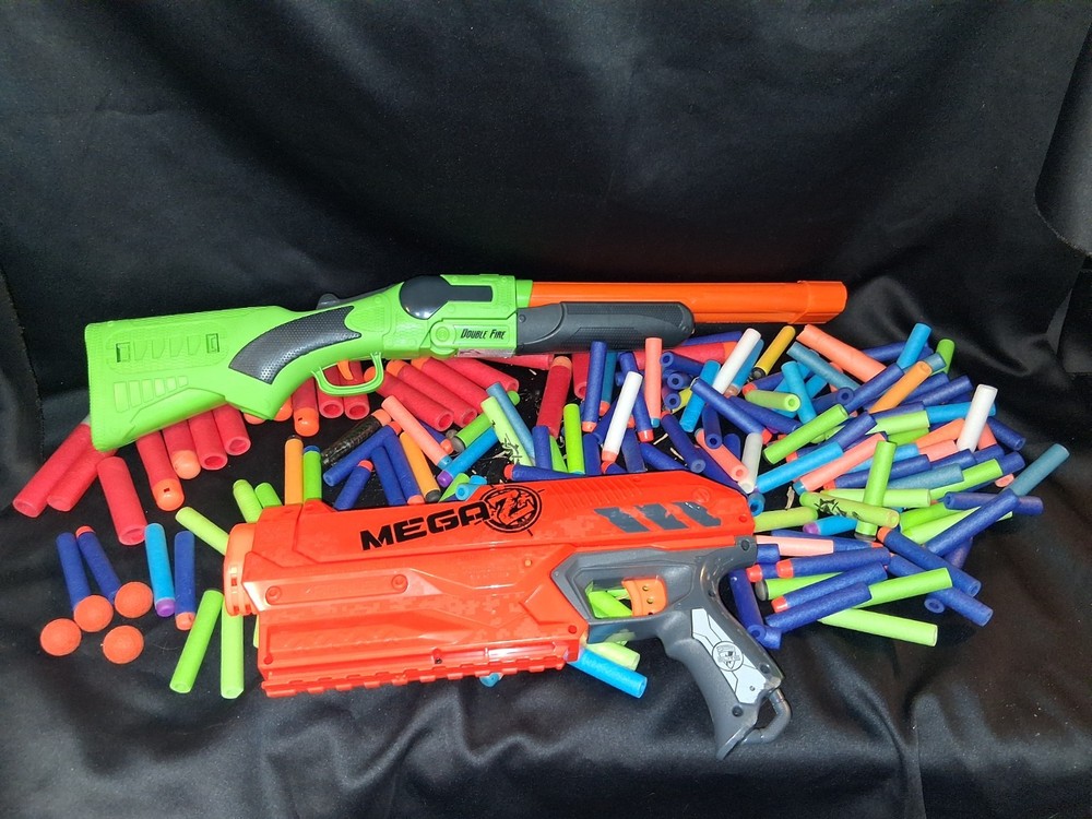 Nerf Zombie (A6562) Strike Doublestrike Blaster