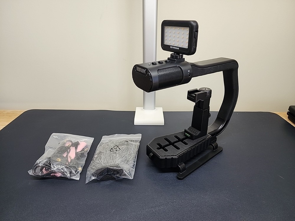 Sevenoak MicRig Video Bundle with Grip Handle, Stereo Microphone & LED Light