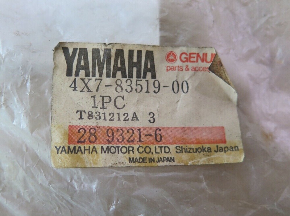 OEM Yamaha Meter Bracket 4X7-83519-00 NOS (O7B-2-1)