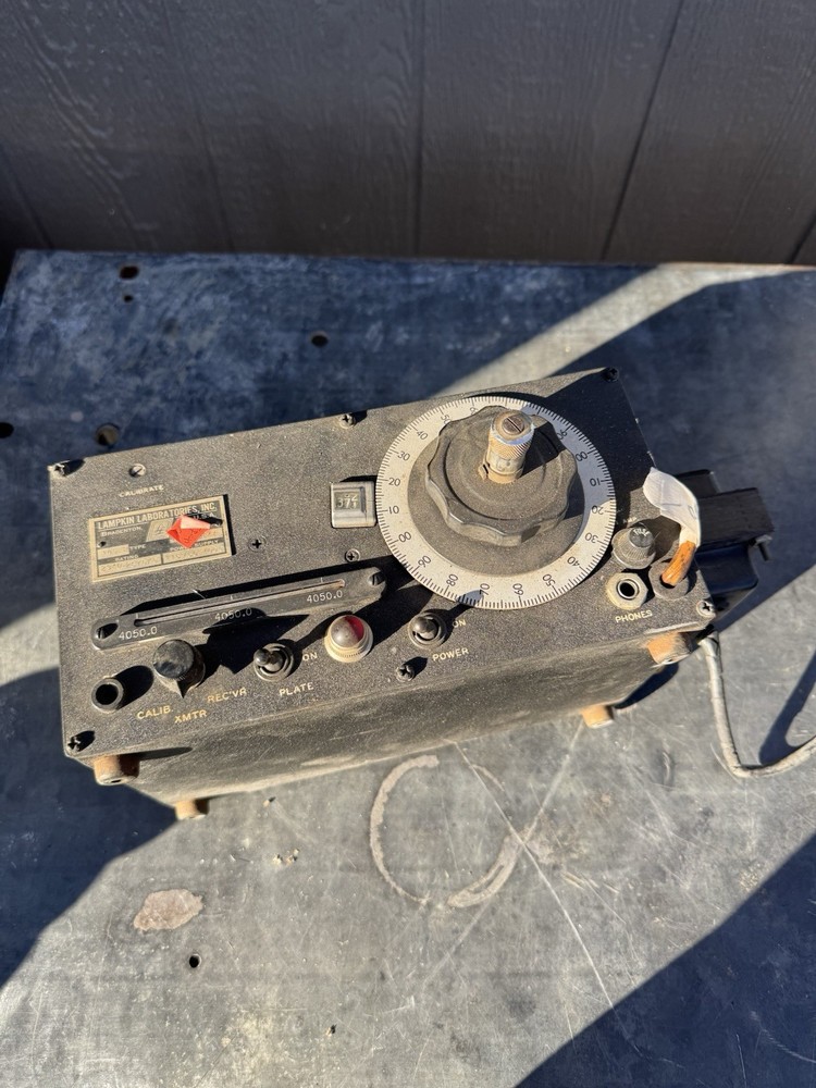 Vintage Lampkin Laboratories Frequency Meter Model 105-B