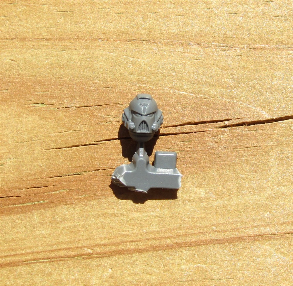 40K Space Wolves Blood Claws Pack Leader MK VII Helmeted Head Bits