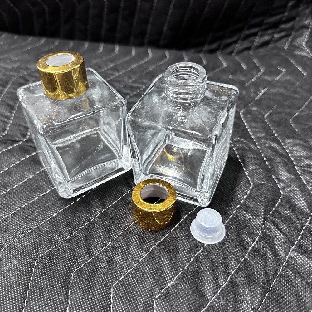 (2)Square Glass Reed Diffuser Bottles With Gold Cap 200 ML