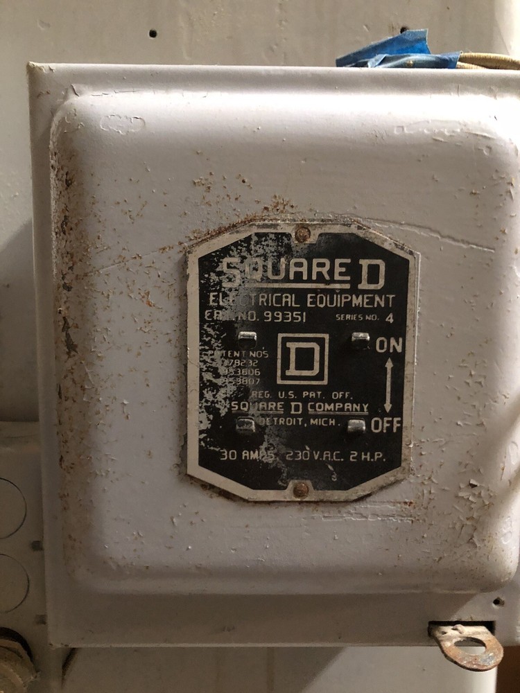 GROB VERTICAL BANDSAW