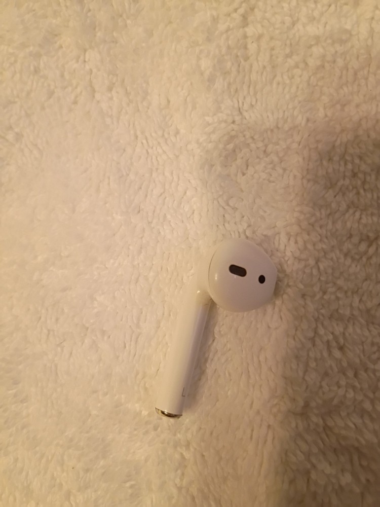 OEM Apple AirPods 2nd Gen Left Ear Only A2031 Replacement