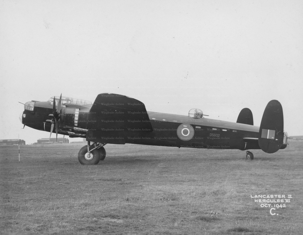 AVRO LANCASTER - aviation photo