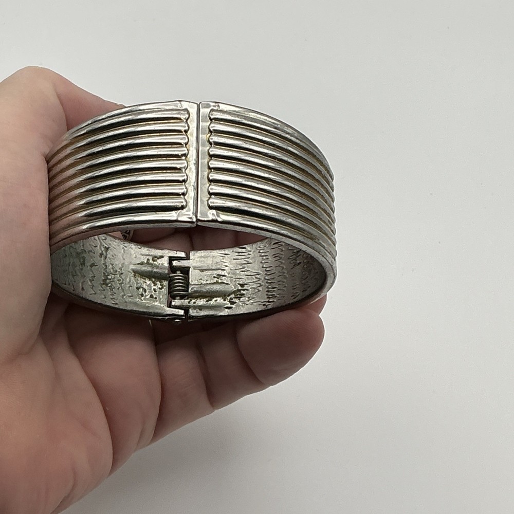 SS044 Art Deco Style Linear Clamper Hinged Bangle Cuff Bracelet Silverplated