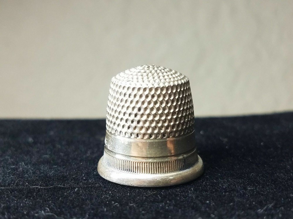 Antique Sterling Silver 8 Thimble Circa 1940s