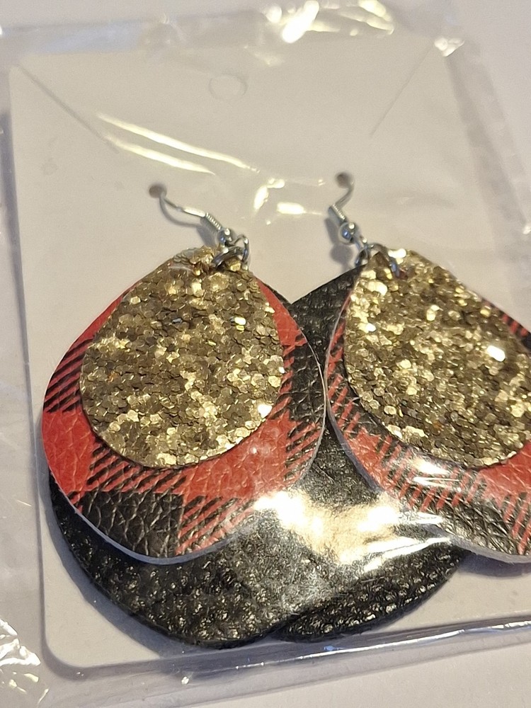 Handmade Teardrop Shaped Dangle Earrings