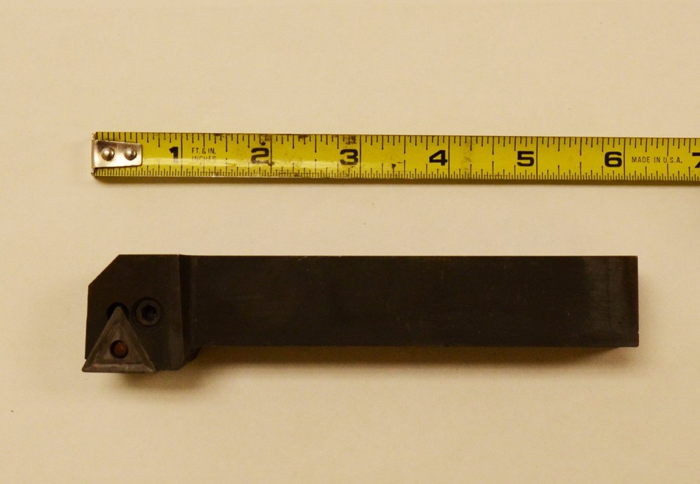New Lever Lock Tool Holder for Triangular Inserts, PTGNR 2525 M22, in box, NOS.