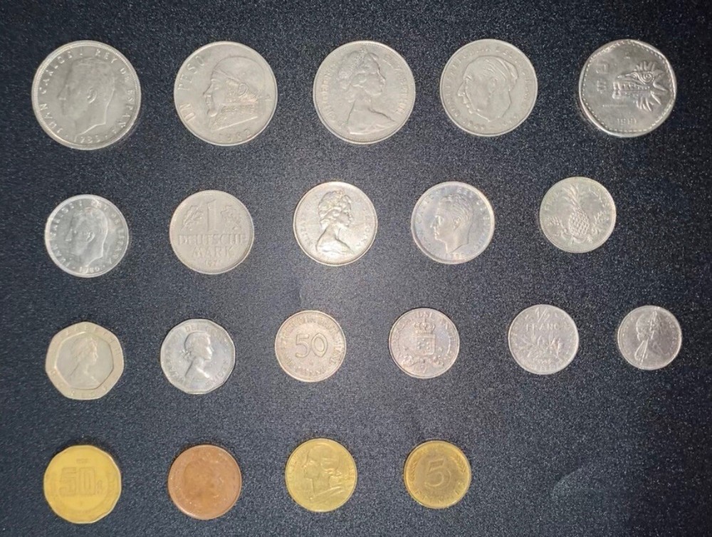 Lot of 20 Random Coins