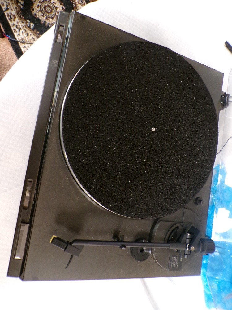 TECHNICS SL-BD10 DC SERVO MANUAL TURNTABLE SYSTEM GOOD CONDITION