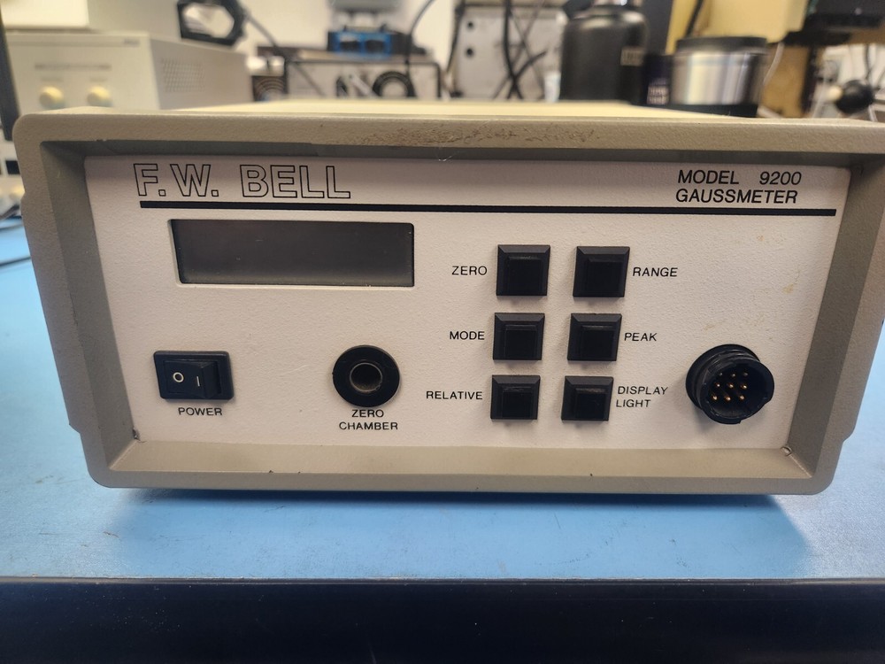 F.W. Bell Model 9200 Gaussmeter