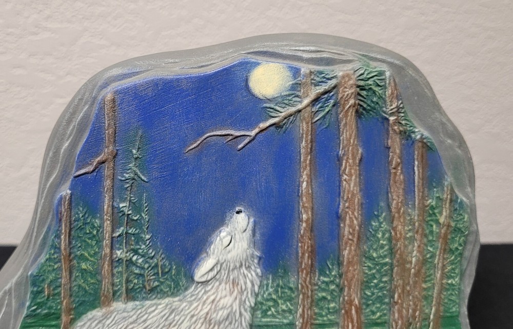 Hand-Painted Ceramic Wolf Rock - Wolf Howling In The Woods Ceramic