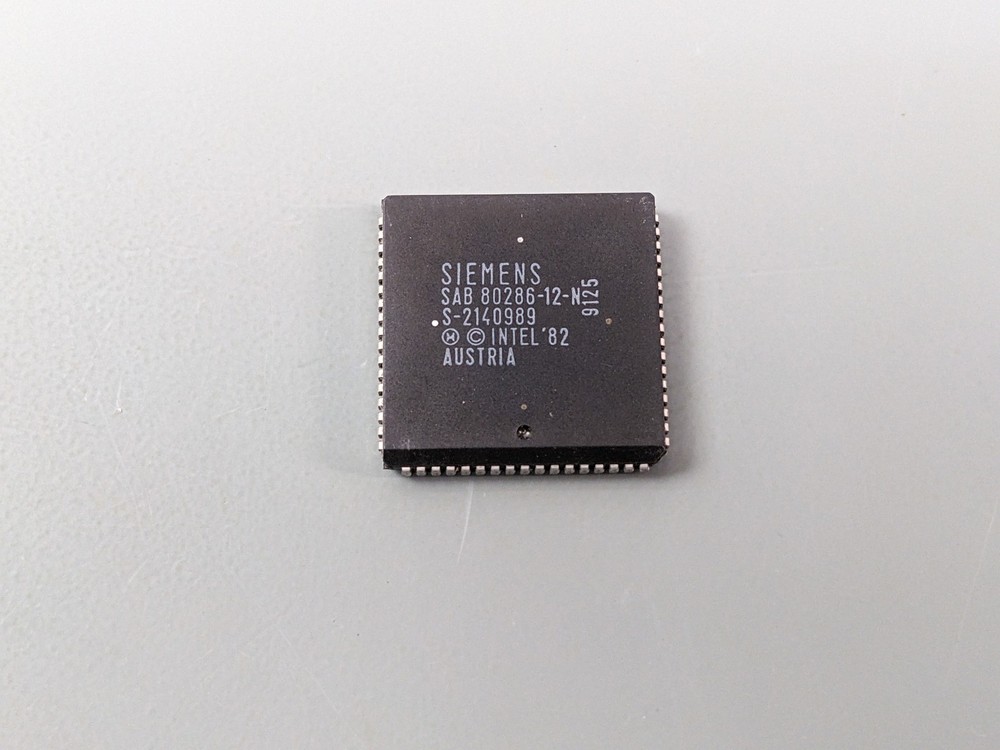 Siemens SAB80286-12-N 80286 CPU, PLCC