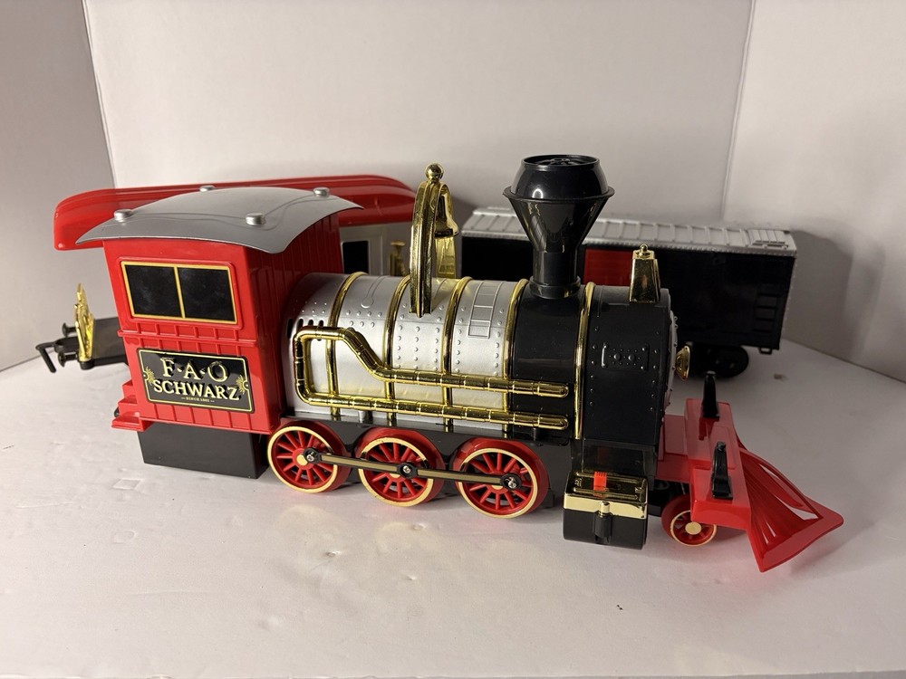 FAO Schwarz Motorized Classic Train Set Tested Bundle Of Track