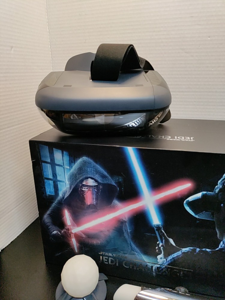 Star Wars Jedi Challenges VR Headset, Lightsaber, & Tracking - No Cables