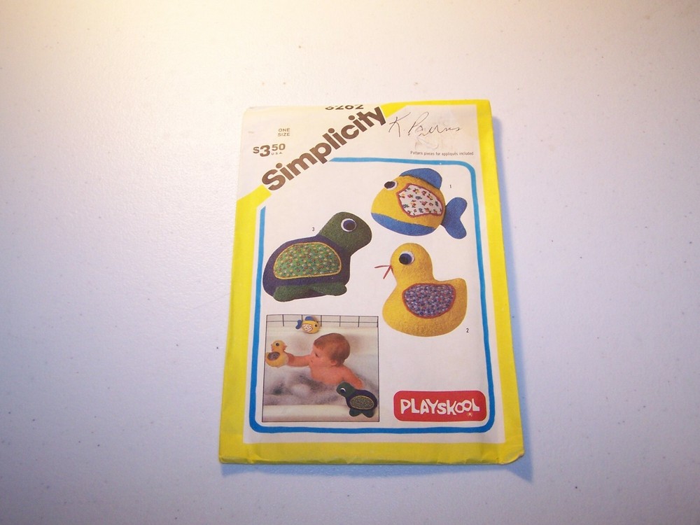 Simplicity 6262Sewing Pattern, Tub Pets, Playskool, One Size