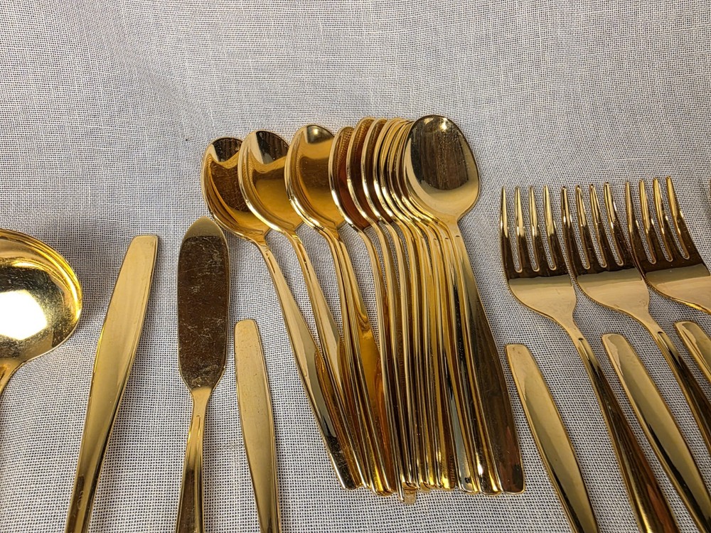 80 Pc Rogers Gold Stainless Flatware. USA.