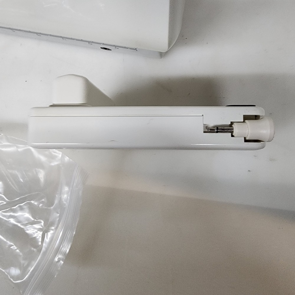 Janome Memory Craft 9000 Sewing Embroidery Machine Combo Computerized W Case Acc