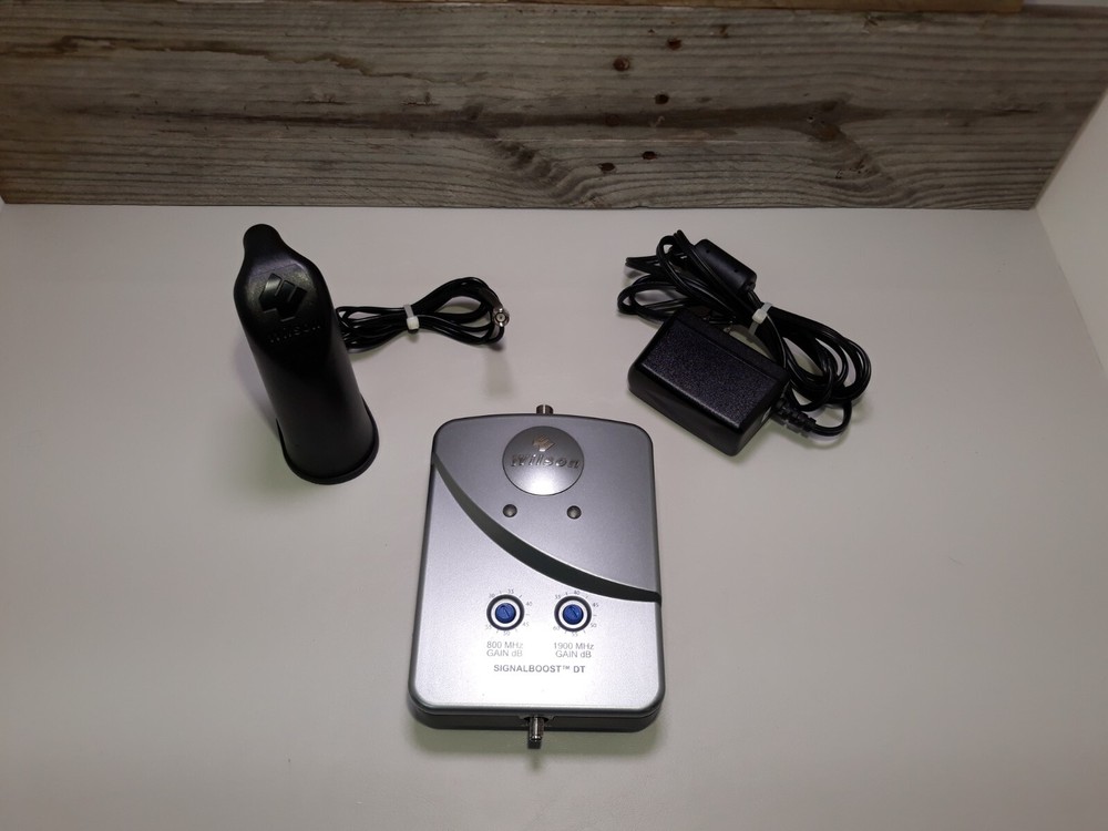 Wilson Electronics 3G SignalBoost DT Desktop Booster