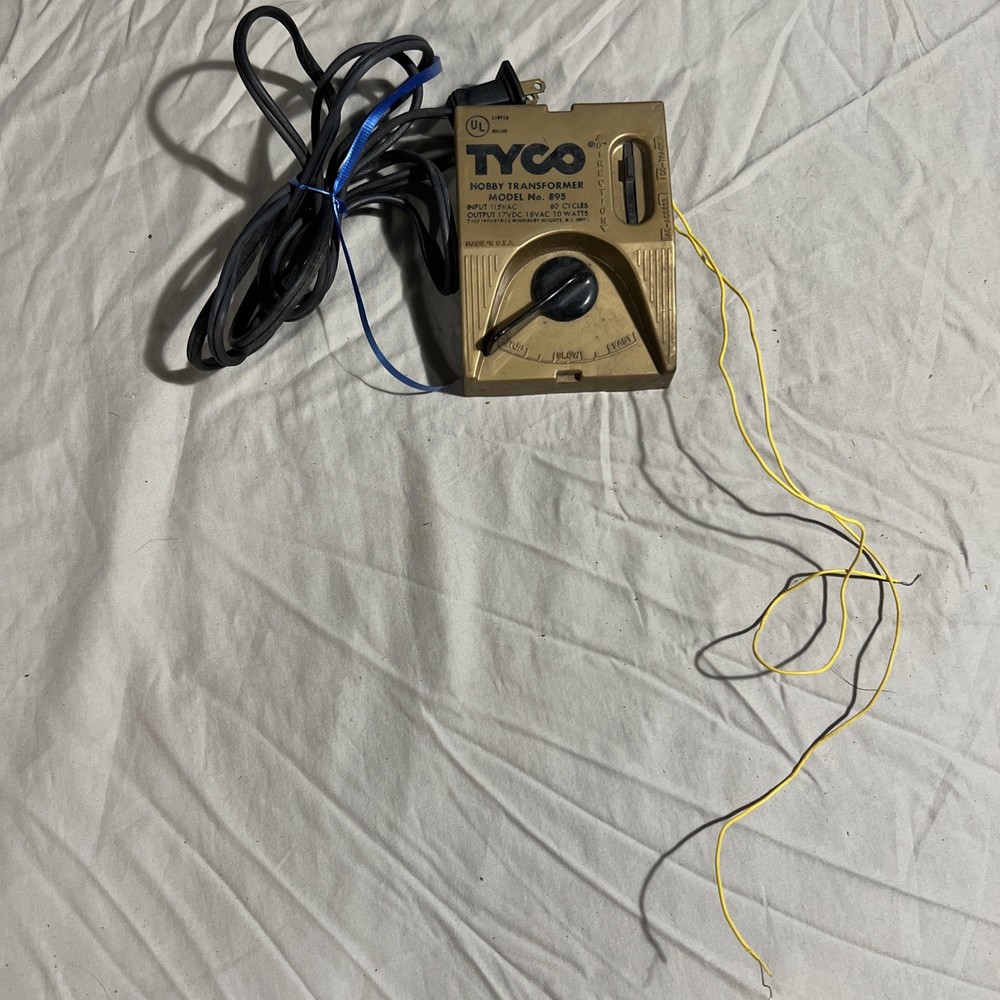 Vintage Tyco Transformers model 895 model train transformer