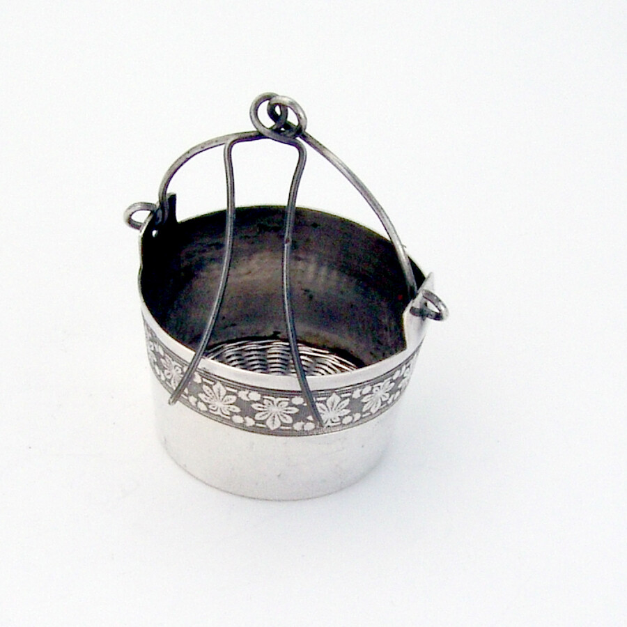 Engine Turned Foliate Tea Strainer Basket Austrian 900 Silver 1900