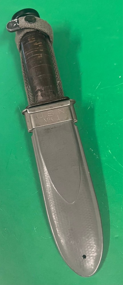US NAVY MKI COMBAT SURVIVAL KNIFE- CAMILLUS