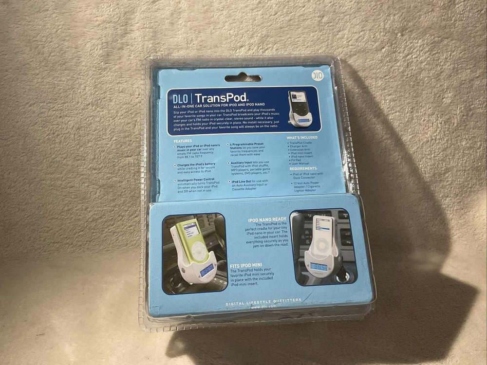 DLO TransPod FM iPod Transmitter & Docking Station New Sealed