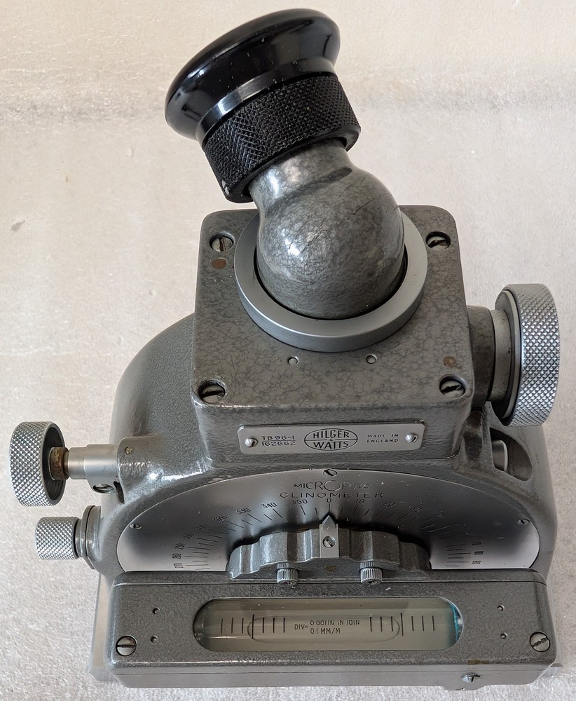 HILGER & WATTS TB96-1 MICROPTIC CLINOMETER (1 MICROM DIV. = 5 SEC.) (READ)