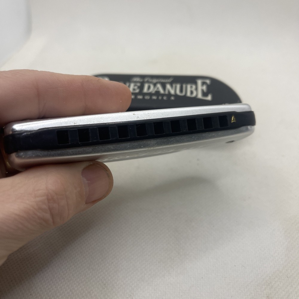 BLUE DANUBE HARMONICA KEY A with Case