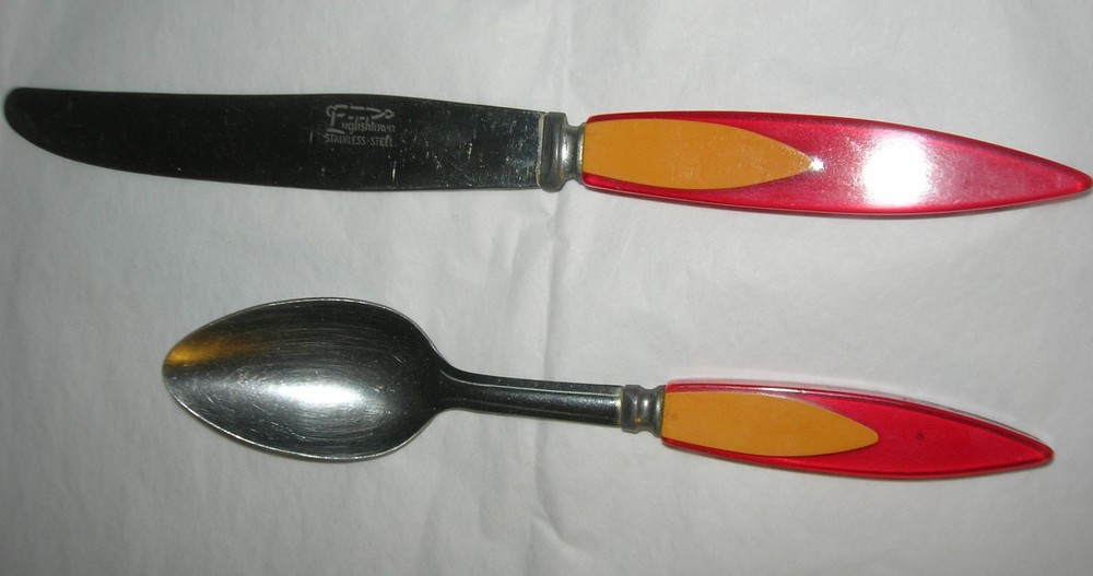 2 Vintage Bakelite Catalin pieces -- Knife and Spoon