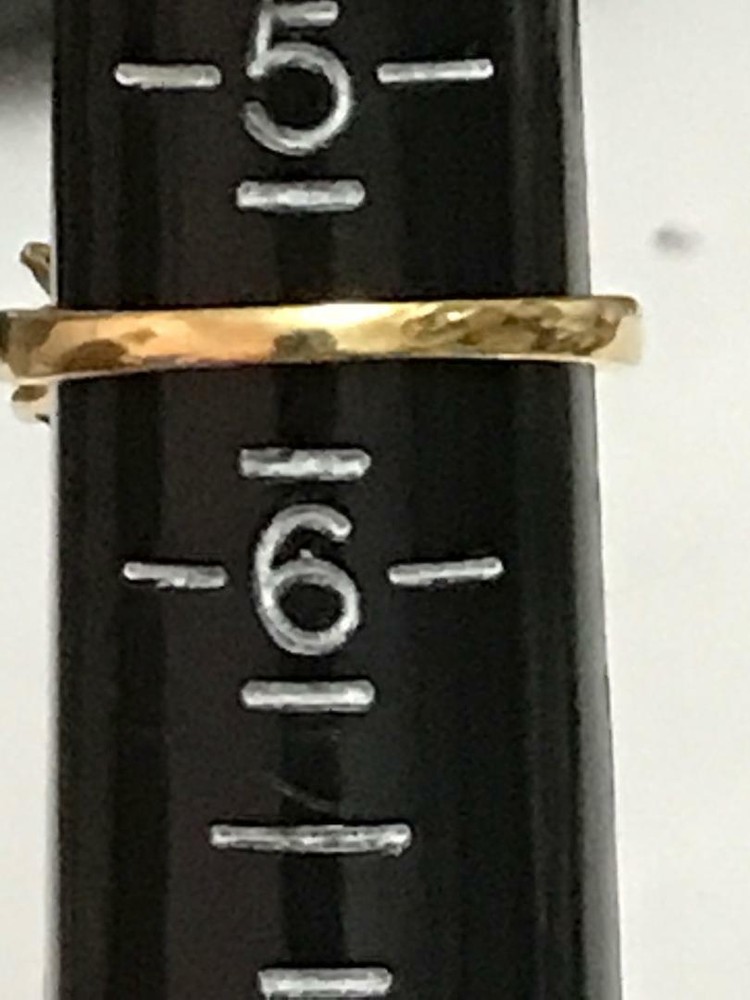 Vintage 18Kt Yellow Gold Ruby & Diamonds Cocktail Ring
