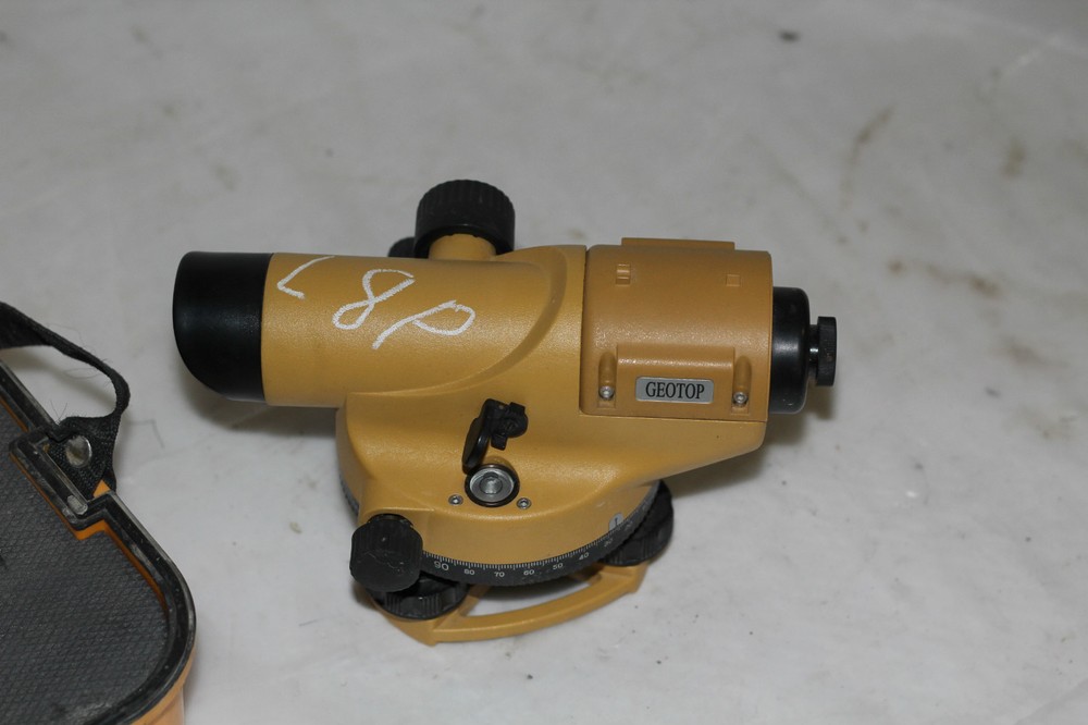 GEOTOP AUTOMATIC LEVEL MODEL G24E WITH CASE