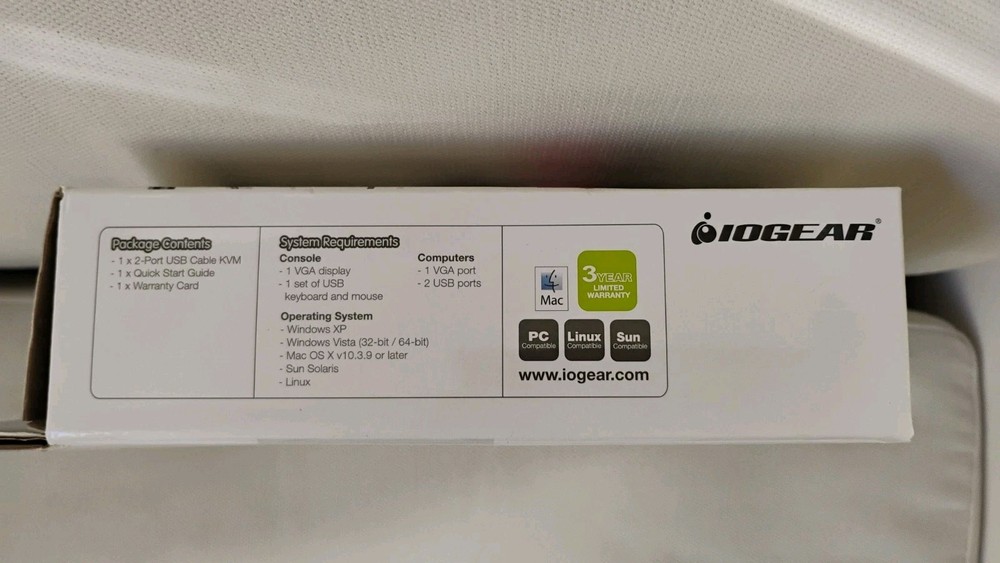 IOGEAR 2-Port USB Cable KVM Switch with Audio & Microphone Support GCS72U