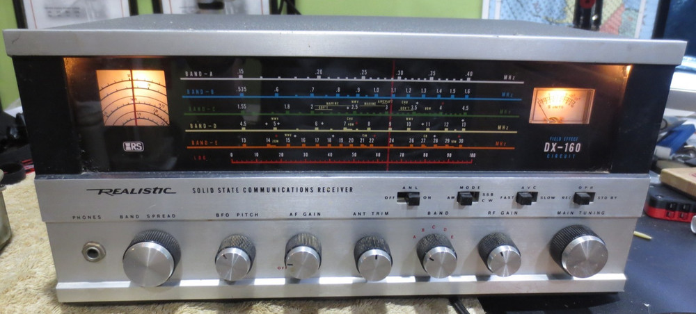 Realistic DX-160 Solid State Communications Receiver Powers on (Parts/Fix ONLY!)