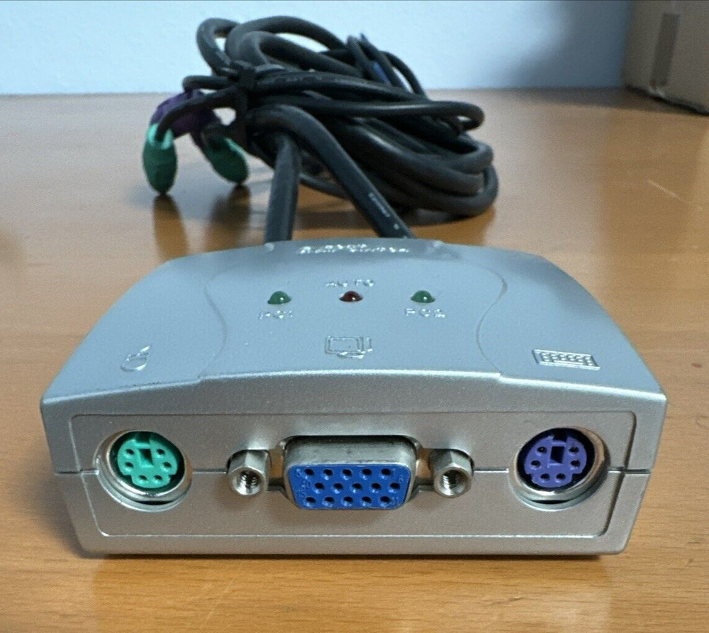2-Ports External KVM switch PS/2 with Audio Support