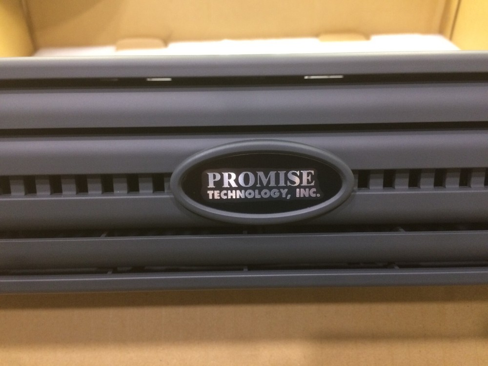 PROMISE TECHNOLOGY VTRAK E310S EMPTY CHASSIS LOCKABLE W KEYS