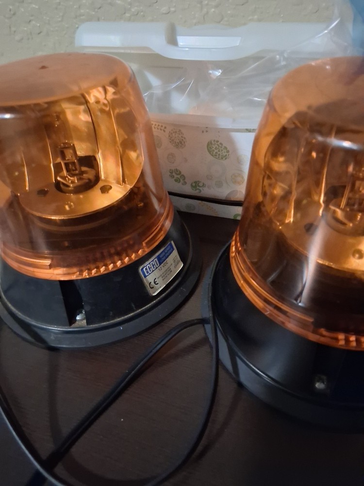 5800 Series BEACON LIGHTS
