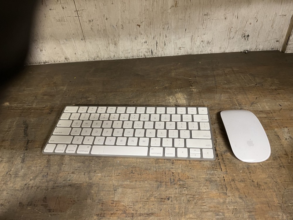 Apple Magic Mouse 2 & Magic Keyboard Bundle A1657 A1644 |