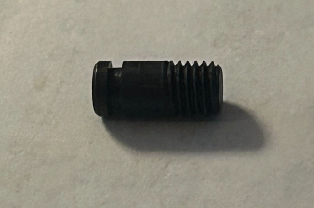 530170 Spring, Pin
