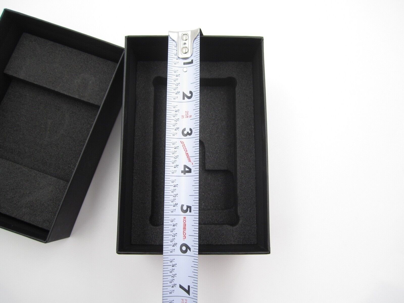 Lecia Camera EMPTY Box