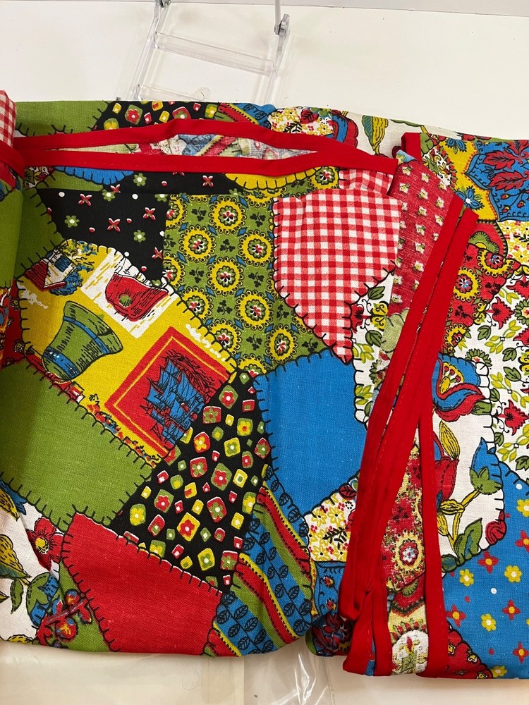 Vintage Everwear Patchwork Twin Coverlet Bedspread Mr. Sid Designed 1970's Child