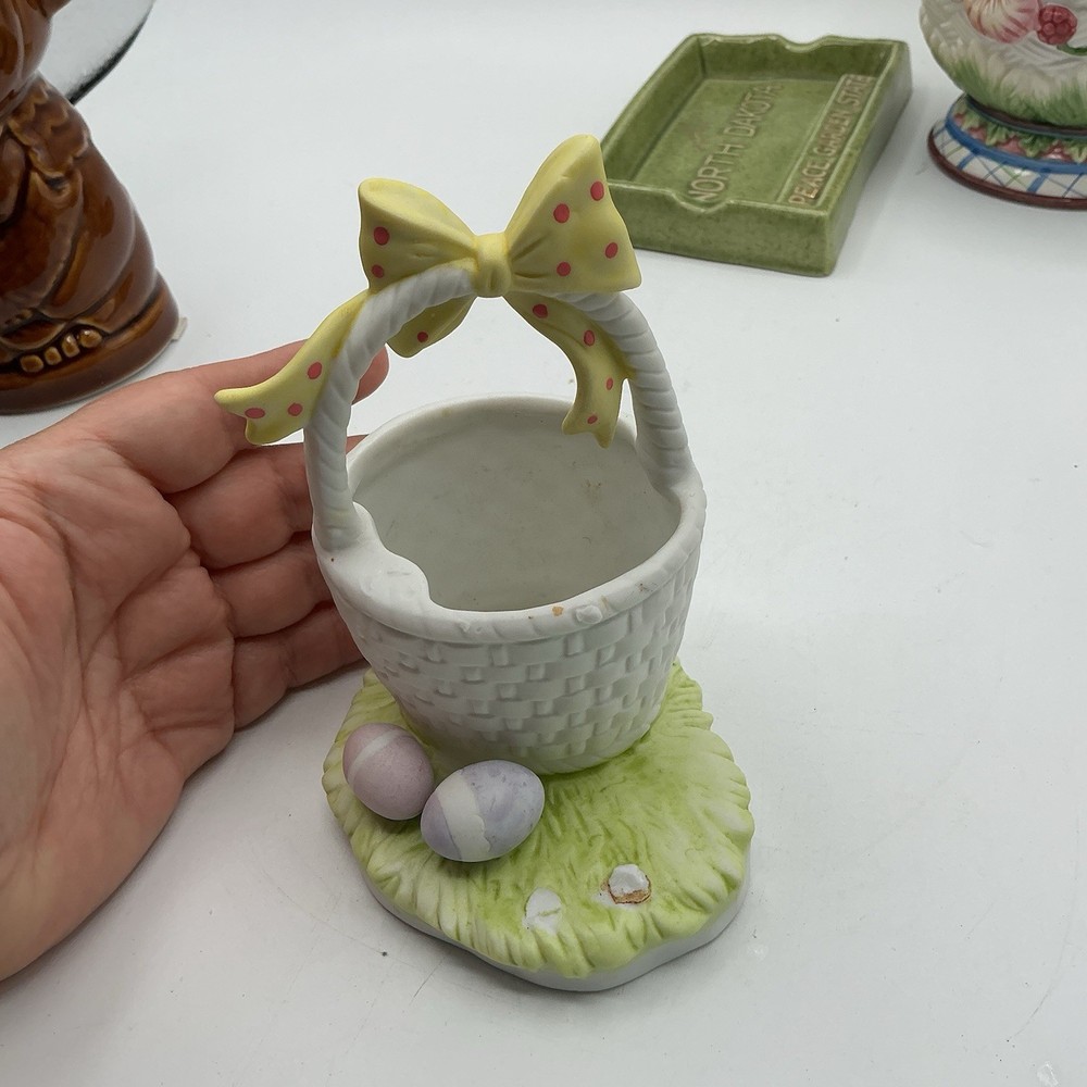 Lefton 1987 Basket & Eggs Signed